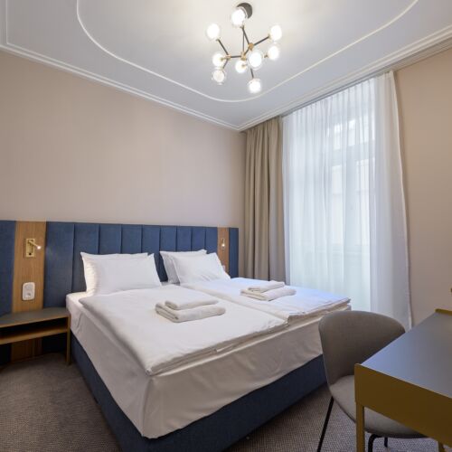 Camera dubla superior