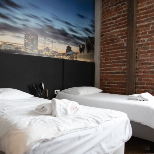 Pokój 2-osobowy z łazienką z klimatyzacją (możliwa dostawka)