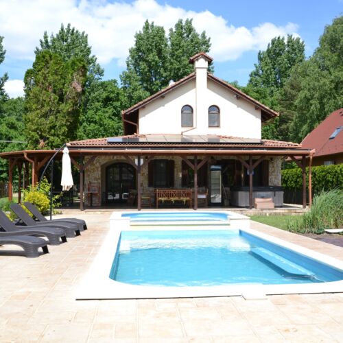 Panorámás Villa 16 fős nyaraló