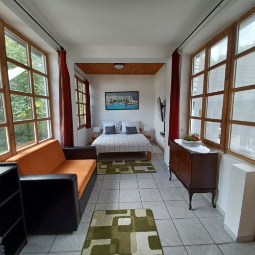 Whole House Family Summer House for 8 Persons