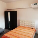 Camera cvadrupla la etaj cu balcon