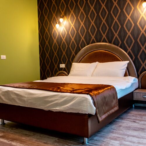 Camera dubla oriental