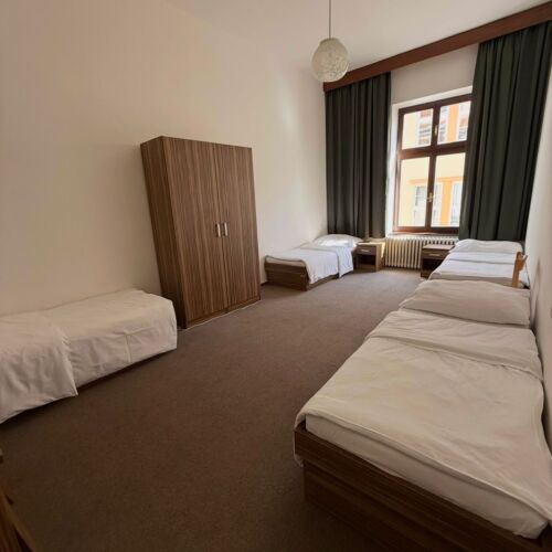 Economy Pokoj pro 4 os. na poschodí