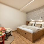 Komfort Apartman pro 5 os. se 2 ložnicemi na přízemí (s možností přistýlky)