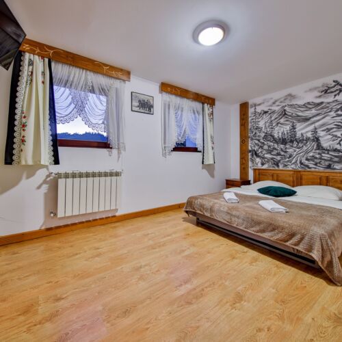 Pokój 2-osobowy na piętrze z widokiem na góry