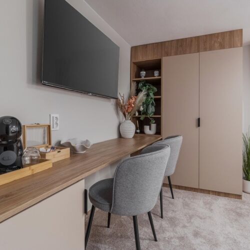 Apartament family la demisol cu 2 camere pentru 4 pers.