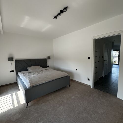 Apartament la etaj cu 2 camere pentru 4 pers.