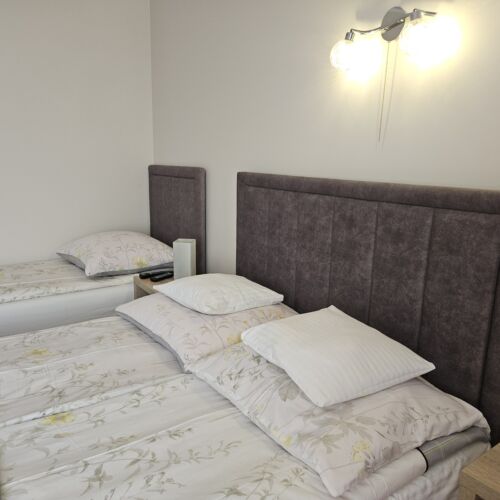 Pokój 3-osobowy na poddaszu Family (możliwa dostawka)