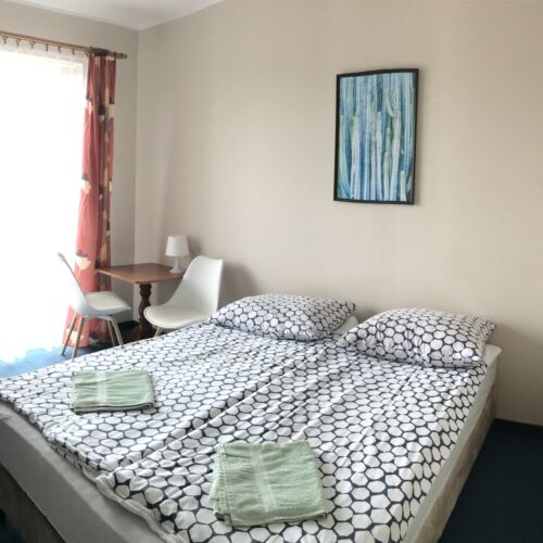 Pokój 3-osobowy z balkonem z widokiem na morze