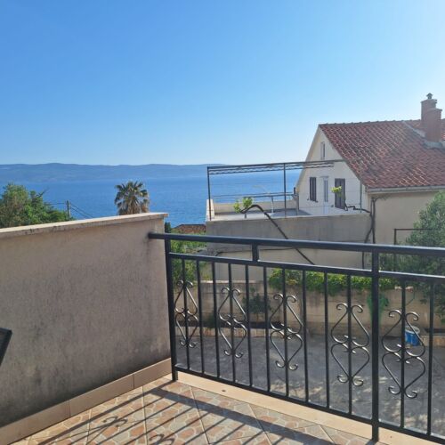 Apartament cu aer condiționat cu vedere spre mare cu 1 camera pentru 2 pers.