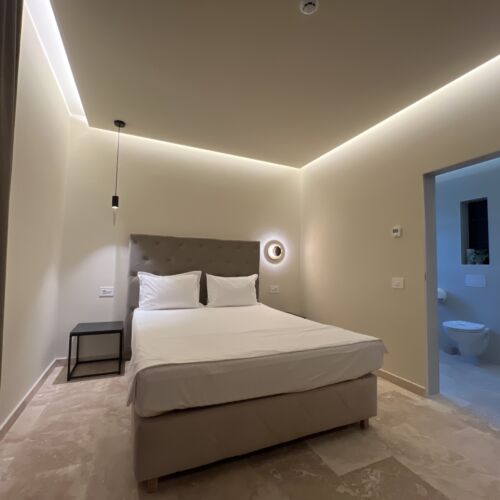 Camera dubla deluxe la etaj (se poate solicita pat suplimentar)