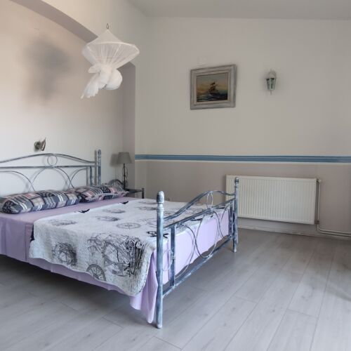 Apartament 3-osobowy z klimatyzacją z widokiem na morze z 1 pomieszczeniem sypialnianym A-5150-a