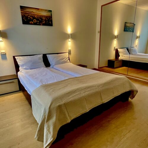 Erdgeschosses 3-Zimmer-Apartment für 6 Personen mit Klimaanlage (Zusatzbett möglich)