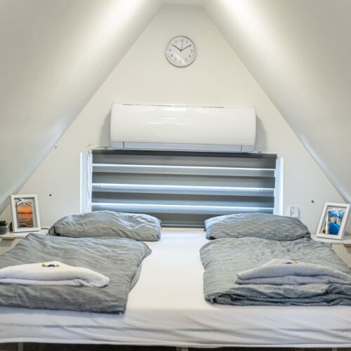 Whole House Air Conditioned House for 5 Persons