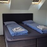 Apartament cu balcon cu vedere spre oraș cu 2 camere pentru 5 pers.