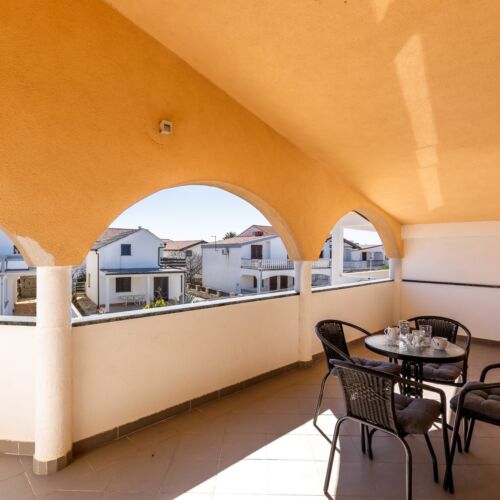 1-Zimmer-Apartment für 4 Personen mit Klimaanlage und Terasse A-24173-b
