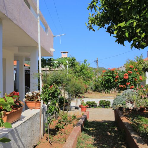 Sea View 2-Room Air Conditioned Apartment for 5 Persons A-24197-c