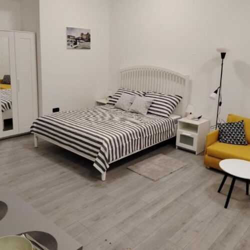 1-Room Air Conditioned Apartment for 2 Persons AS-24296-a