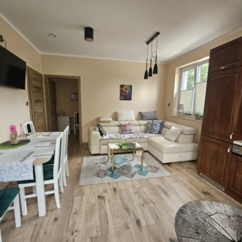 Standard Plus 2-Zimmer-Apartment für 4 Personen mit Badezimmer (Zusatzbett möglich)