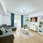 Apartament cu balcon cu vedere spre oraș cu 2 camere pentru 4 pers.
