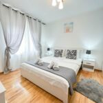 Apartament superior tV cu ecran plat cu 2 camere pentru 3 pers.