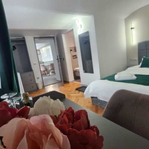 Doppelzimmer Tiefparterre mit Gemeinsamer Küche