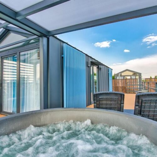 Domek całoroczny 5-osobowy Superior z widokiem na park