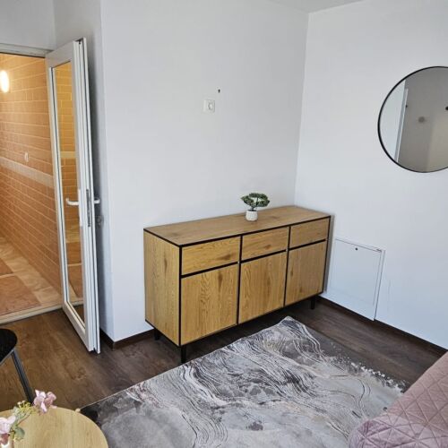 Upstairs Ground Floor Double Room
