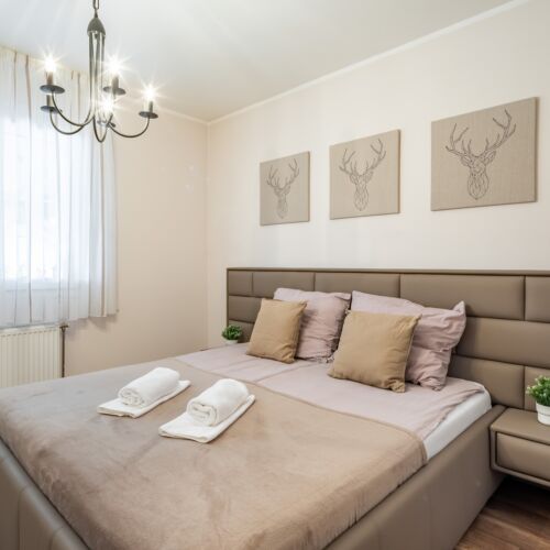 Ganzes Haus House mit Panorama auf den See