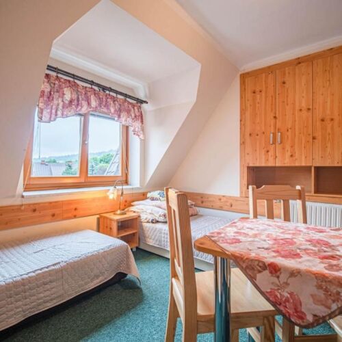 Apartament 4-osobowy z 1 pomieszczeniem sypialnianym