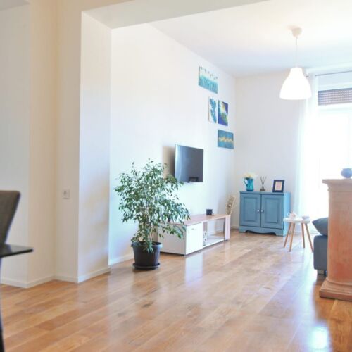 Apartament cu aer condiționat cu vedere spre mare cu 2 camere pentru 4 pers.