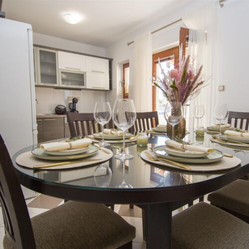 Casă de vacanță cu aer condiționat pentru 7 pers. (se inchirieaza doar integral)