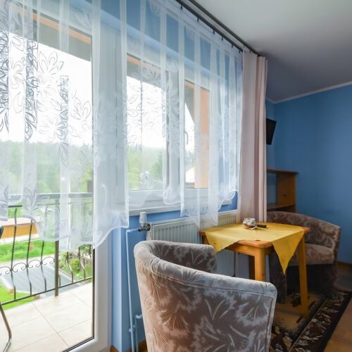 Pokój 2-osobowy z balkonem z widokiem na las