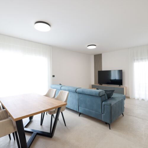 Apartman pro 5 os. se 3 ložnicemi s výhledem do dvora přízemní