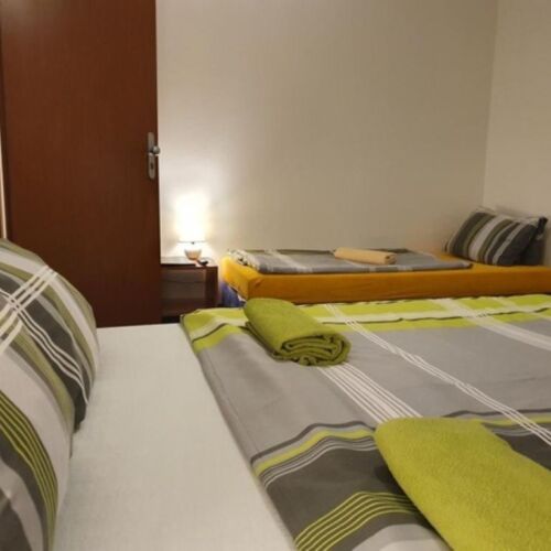 Apartman se sprchou  pro 5 os. se 2 ložnicemi (s možností přistýlky)