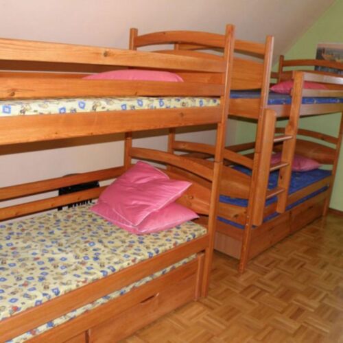 7 Person Room