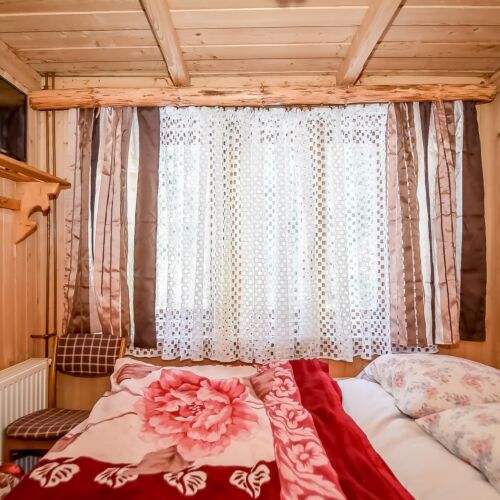 Pokój 2-osobowy ze wspólną łazienką