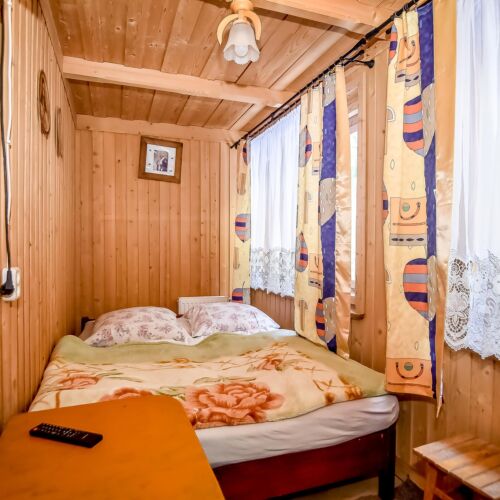 Pokój 2-osobowy ze wspólną łazienką