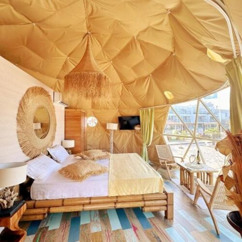 Bungalow pentru 2 pers. (se inchirieaza doar integral)