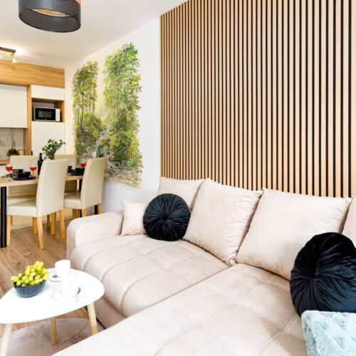 Upstairs 2-Room Apartment for 4 Persons