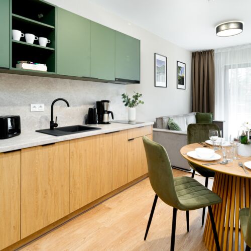 Upstairs 2-Room Apartment for 4 Persons
