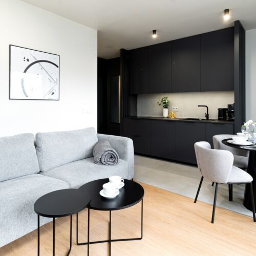 Upstairs 2-Room Apartment for 4 Persons