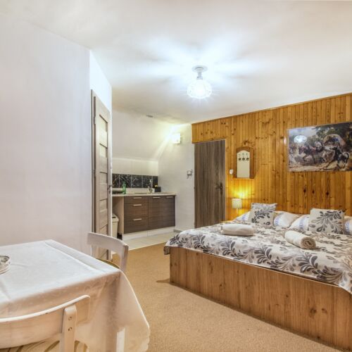 Apartmán s vlastnou kuchynkou pre 3 os. s 1 spálňou s výhľadom na hory