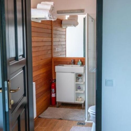 Pokój 3-osobowy na piętrze z widokiem na jezioro