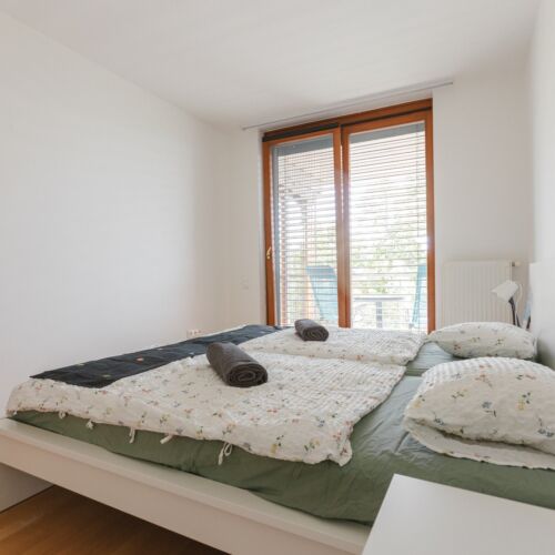 Apartament premium cu balcon pentru 4 pers. (se inchirieaza doar integral)