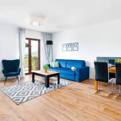 Apartament 4-osobowy na piętrze z widokiem na góry z 2 pomieszczeniami sypialnianymi