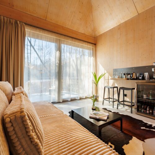 Bungalow pentru 4 pers. (se inchirieaza doar integral)