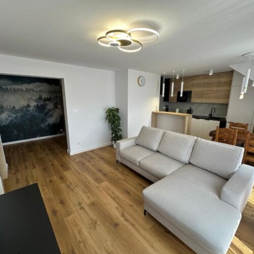 Apartament 4-osobowy z 2 pomieszczeniami sypialnianymi