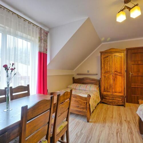 Apartament 4-osobowy z 1 pomieszczeniem sypialnianym