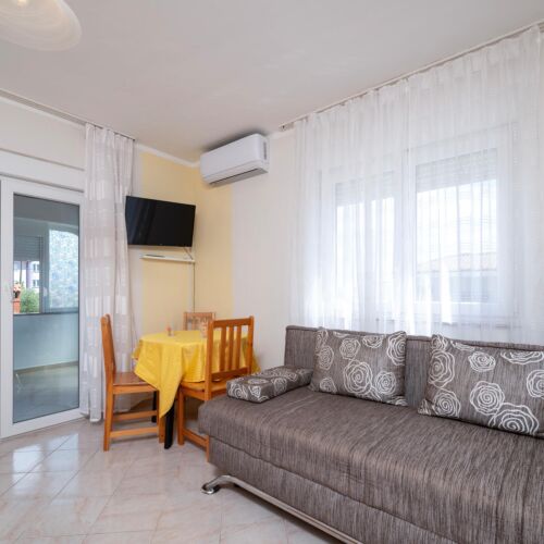 Apartament 3-osobowy 